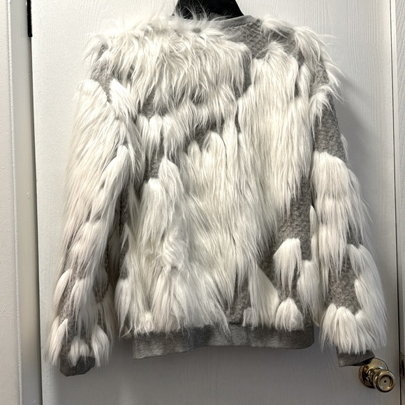 faux fur jacket size medium Zara - Picture 4 of 4